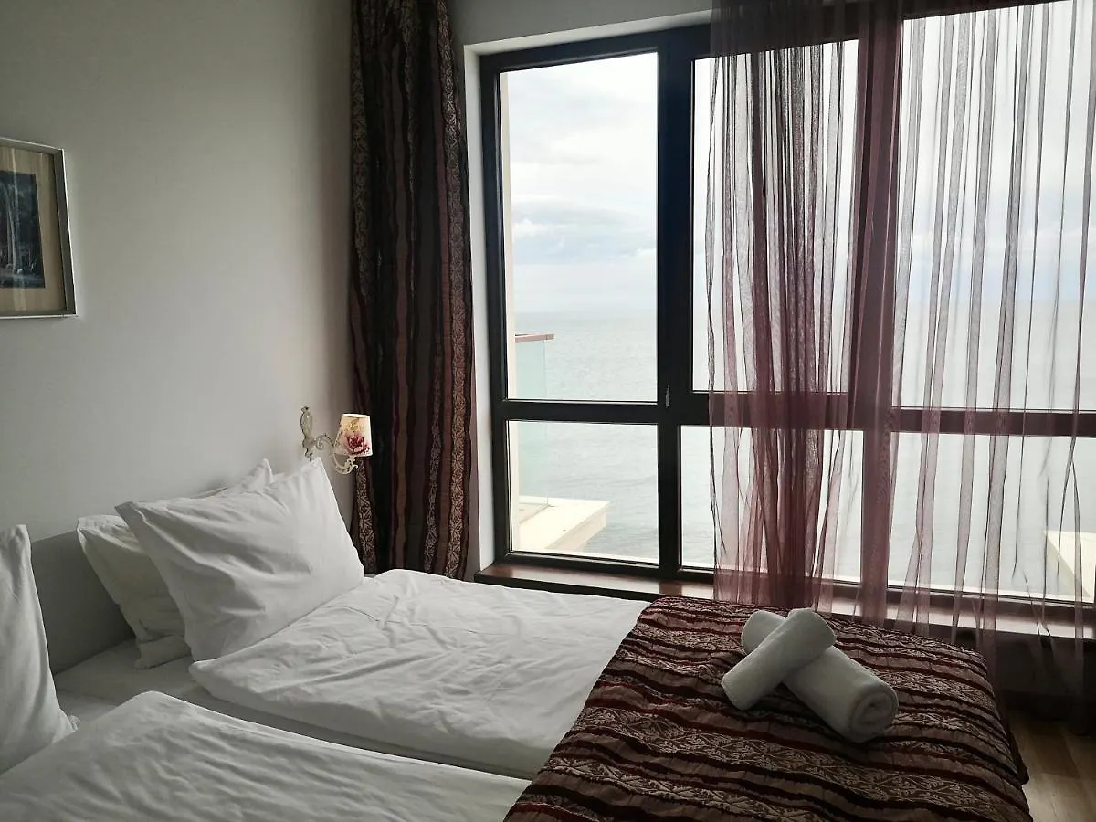 Cabacum Plaza Beach Apartments - High-Speed Wifi Golden Sands Bulgaria