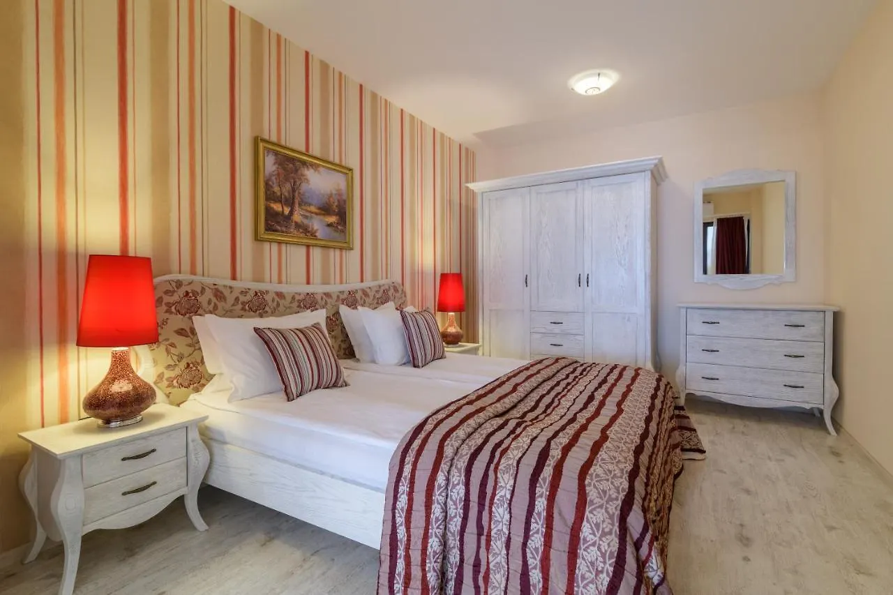 Cabacum Plaza Beach Apartments - High-Speed Wifi Golden Sands Bulgaria