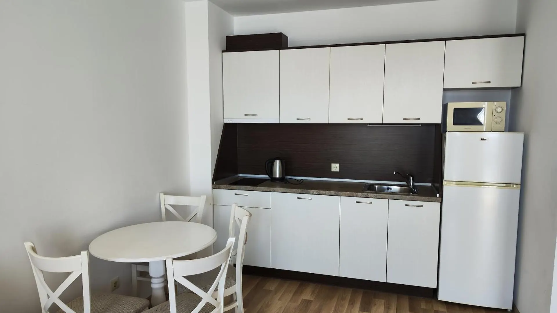 Cabacum Plaza Beach Apartments - High-Speed Wifi Golden Sands 0*,  Bulgaria