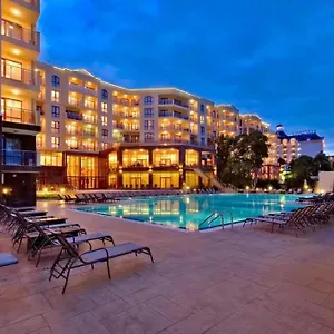 Apartahotel Golden Line, Golden Sands